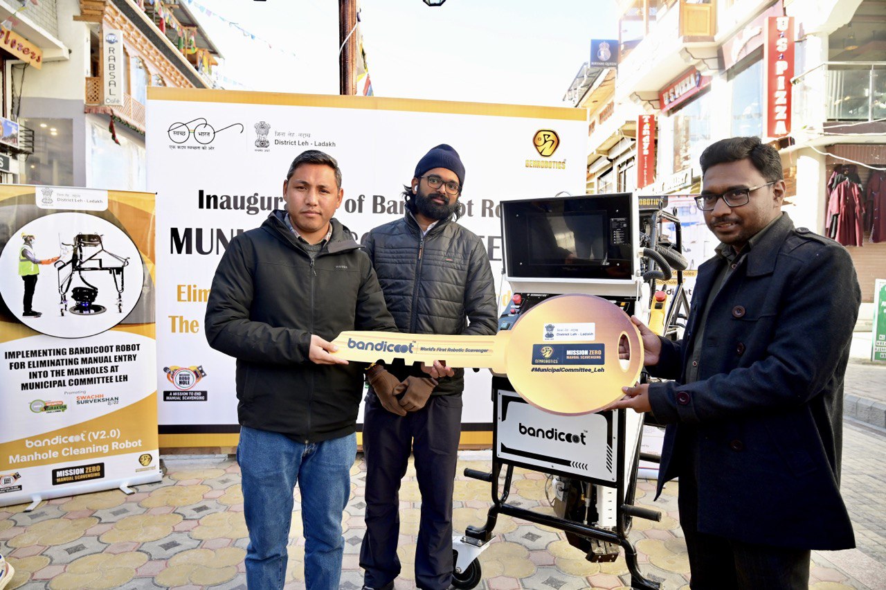 AFTER 17 STATES, LEH BECOMES THE COLDEST CITY TO USE BANDICOOT ROBOTS TO CLEAN MANHOLES-thumnail